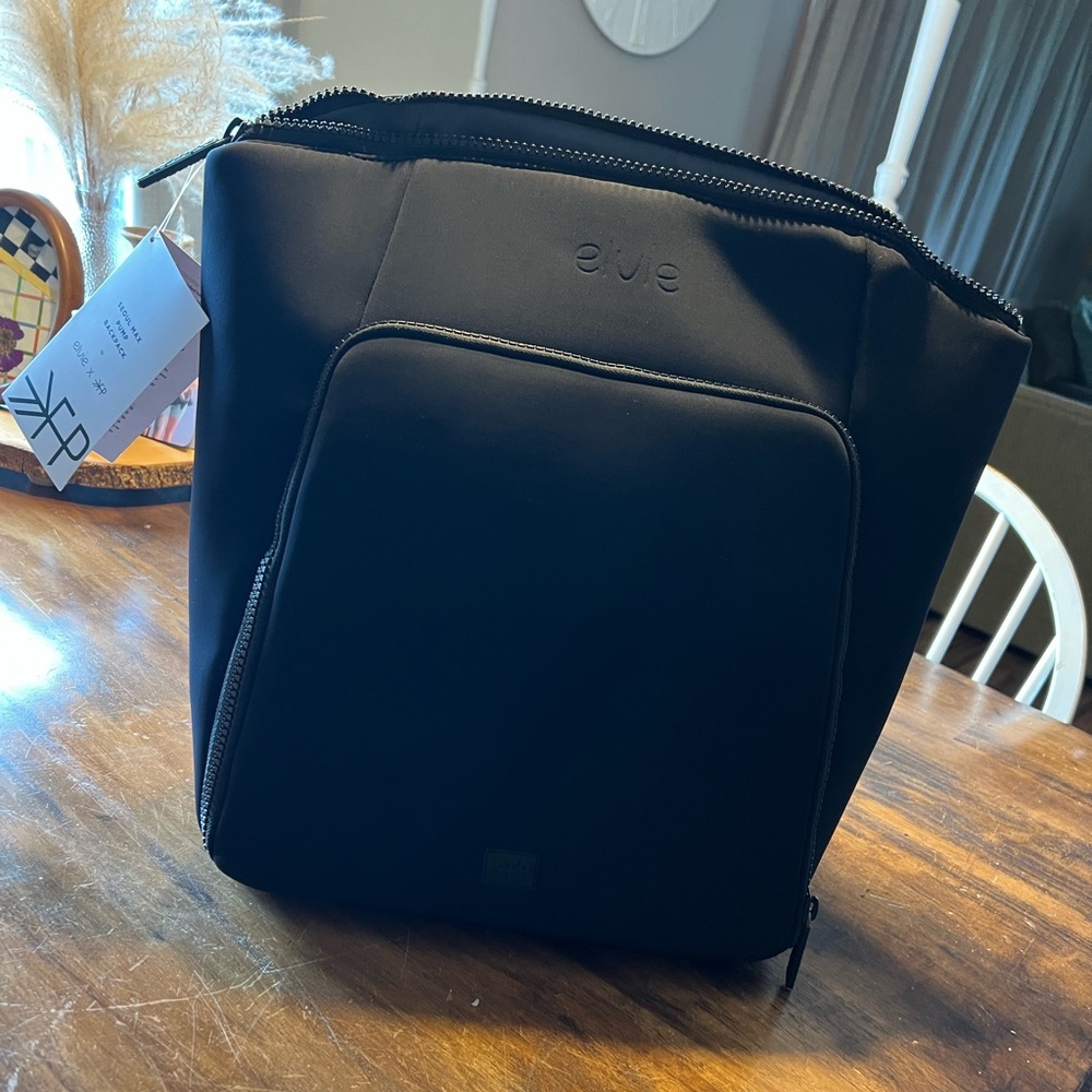 NWT Elvie (freshly picked) Black Pumping Bag